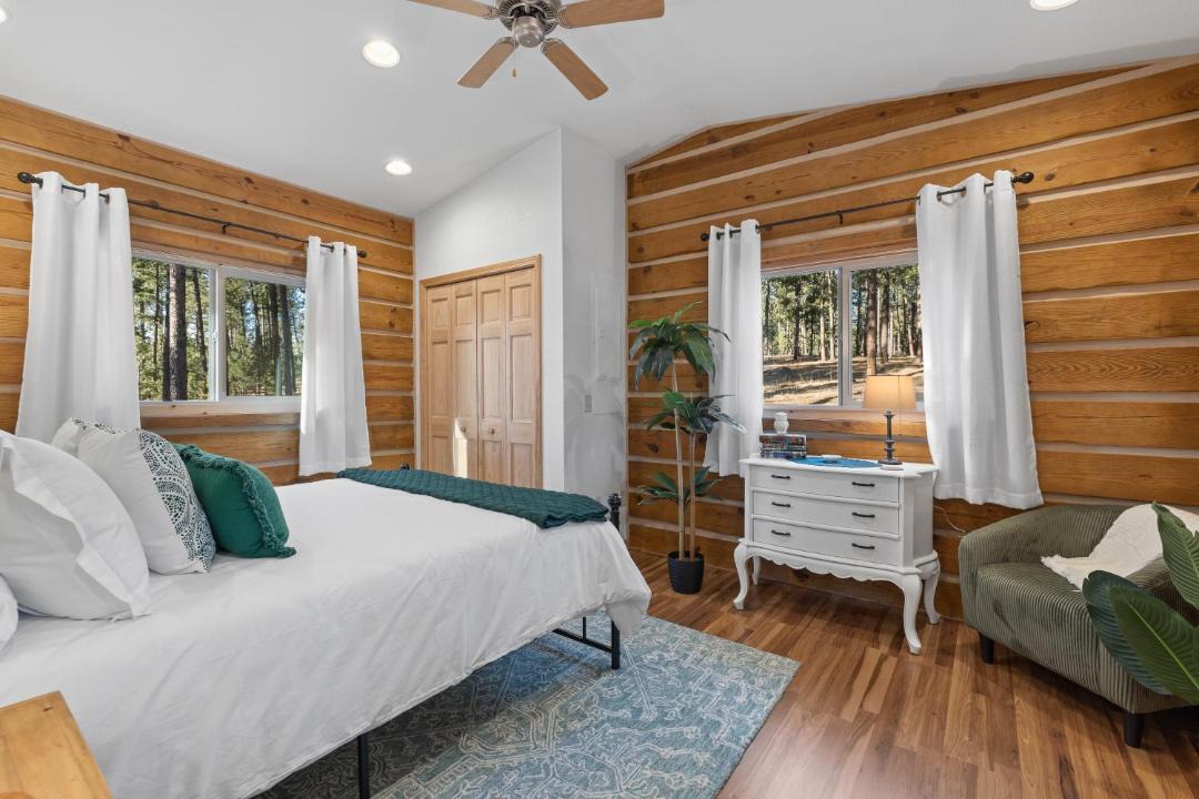 Photo of Bedroom in Custer