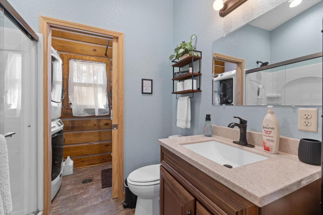 Photo of Bathroom in Custer