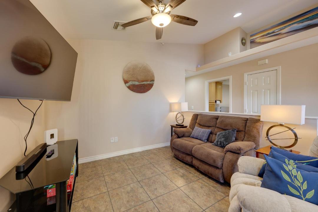 Photo of Livingroom in Bullhead City