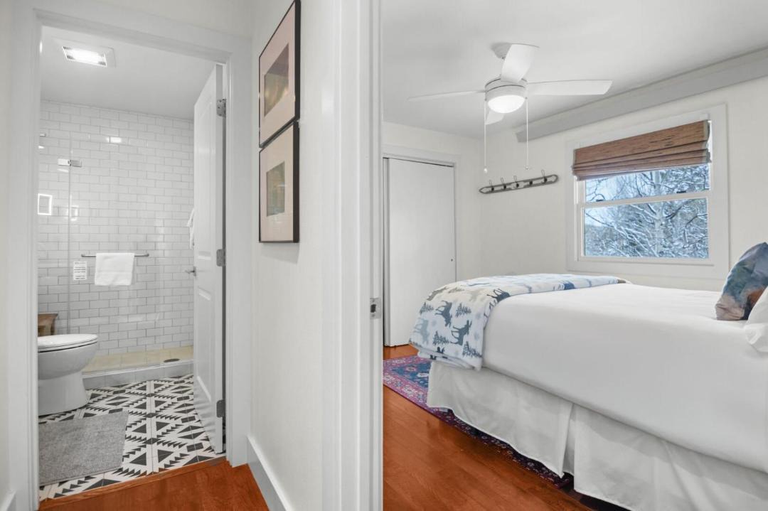 Photo of Bedroom in Moose Wilson Road