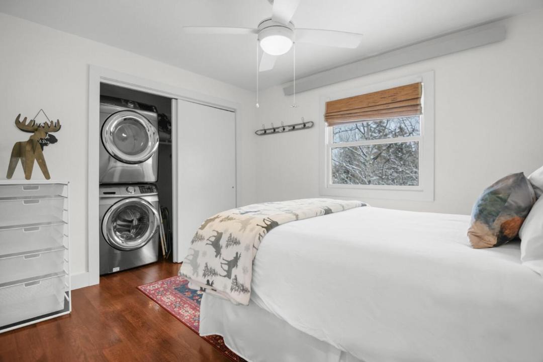 Photo of Bedroom in Moose Wilson Road