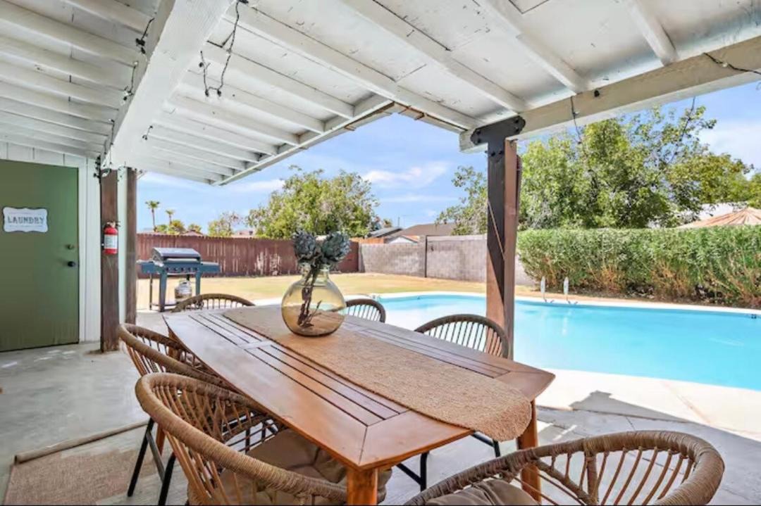 Photo of Patio Balcony in Paradise Valley Village