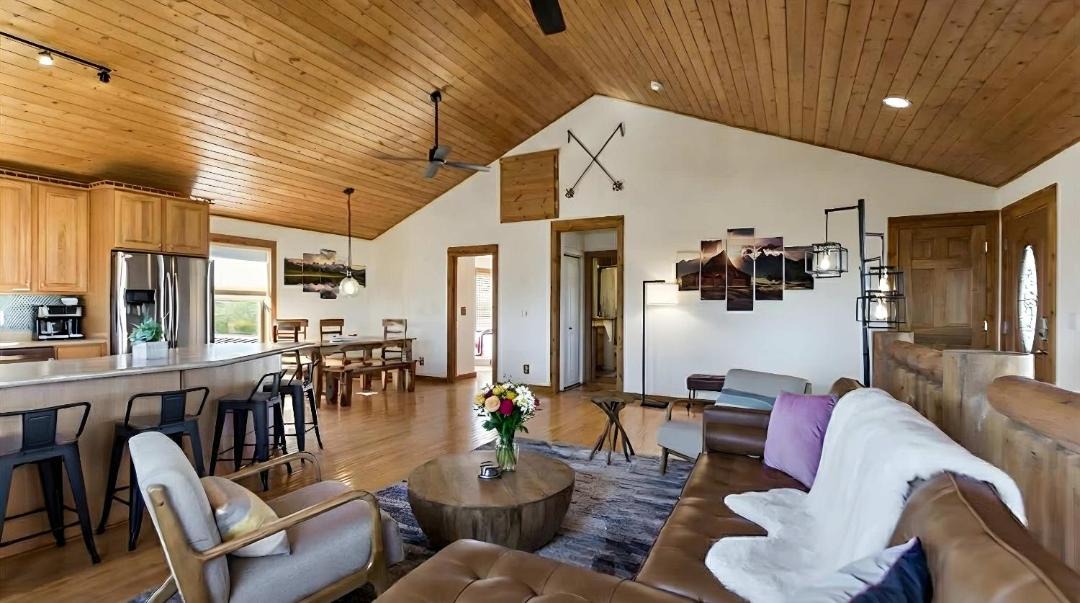 Photo of Others in Leigh Creek Estates