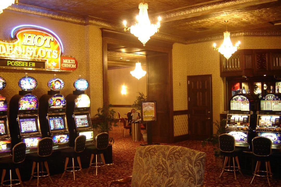 Photo of Others in Deadwood