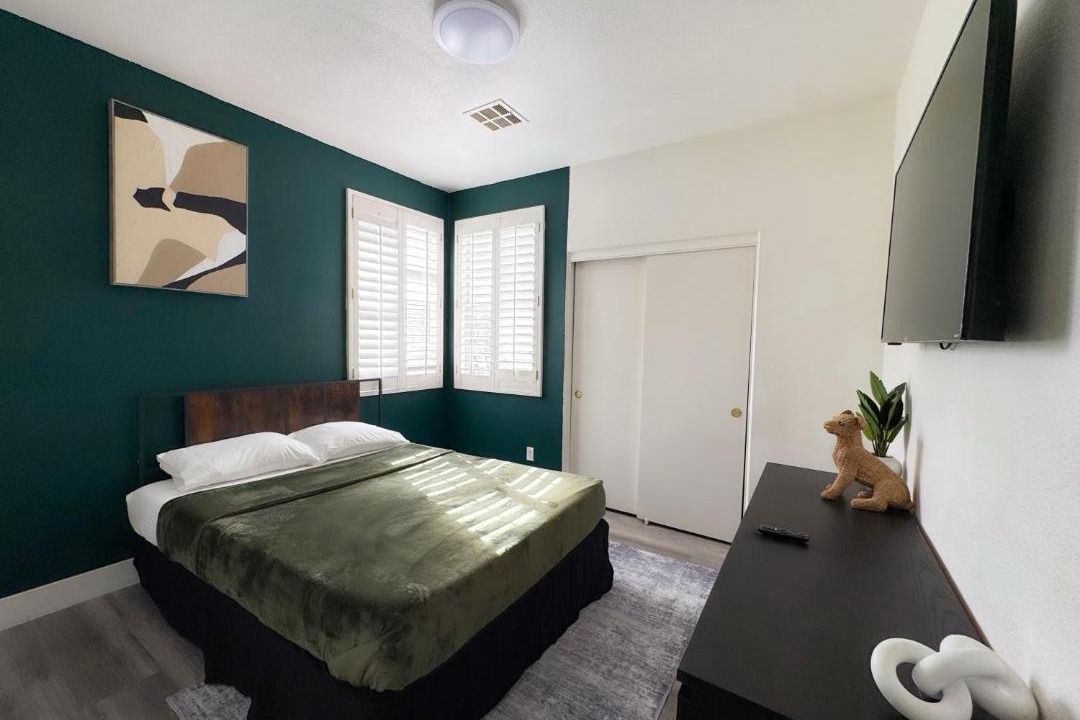 Photo of Bedroom in Spring Valley
