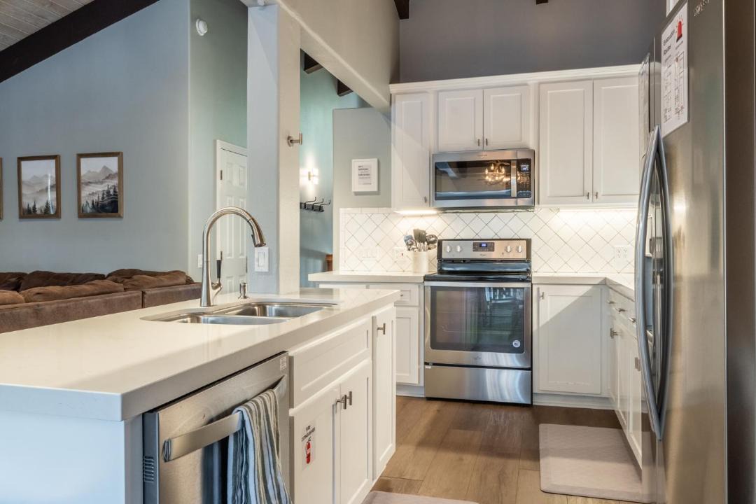 Photo of Kitchen in Mammoth Lakes