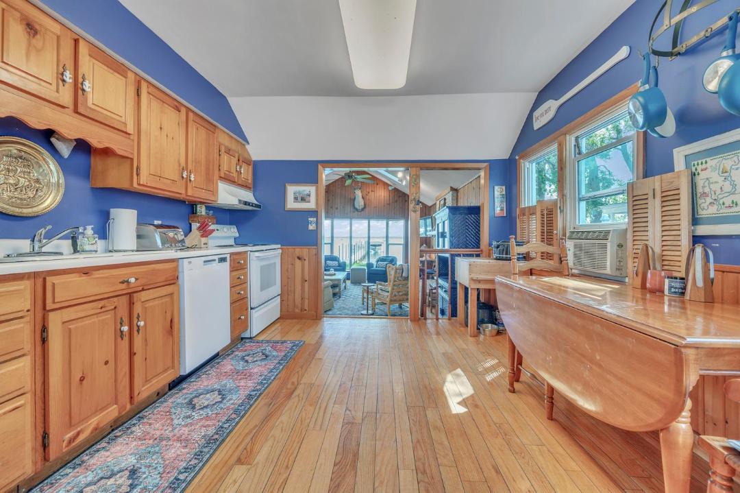 Photo of Kitchen in Spirit Lake