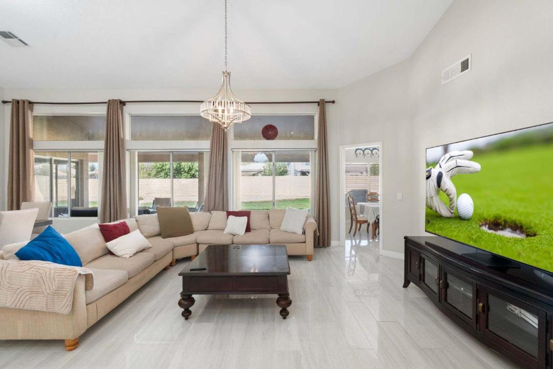 Photo of Livingroom in Gilbert