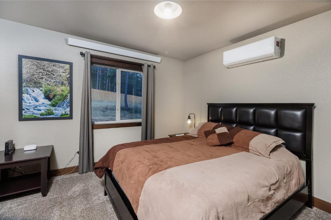 Photo of Bedroom in Sturgis