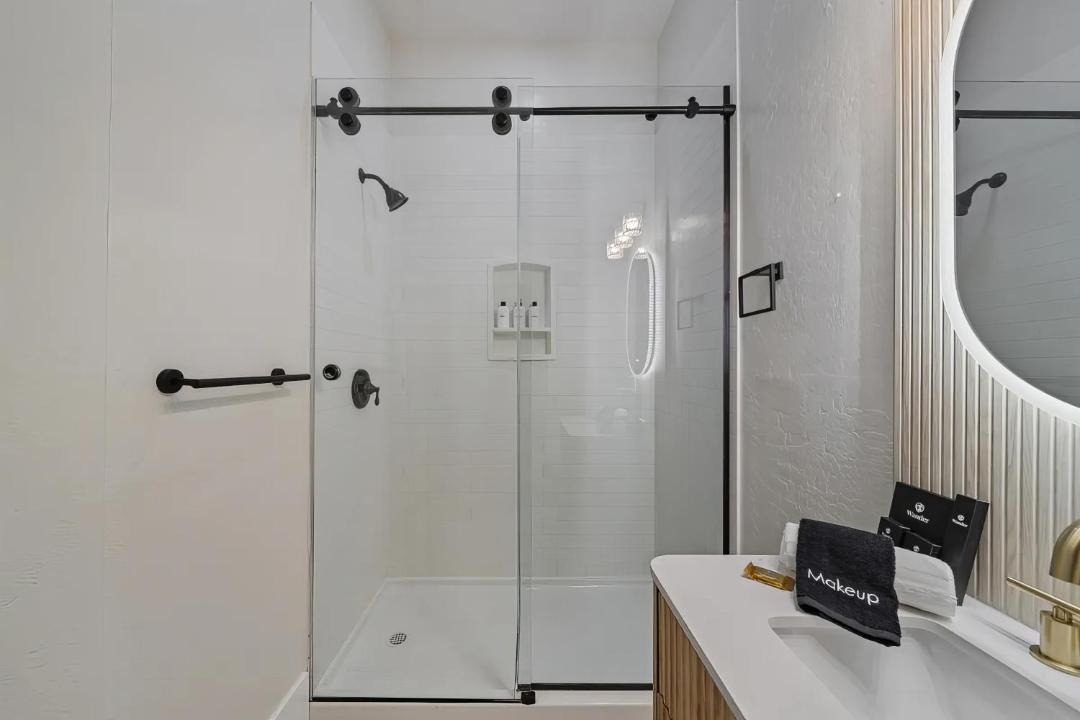 Photo of Bathroom in Pinnacle Peak