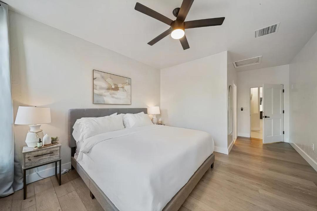 Photo of Bedroom in Pinnacle Peak
