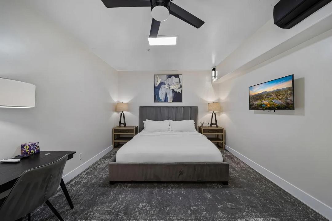 Photo of Bedroom in Pinnacle Peak