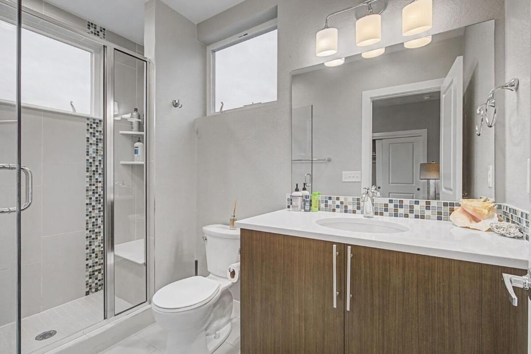 Photo of Bathroom in West Colfax
