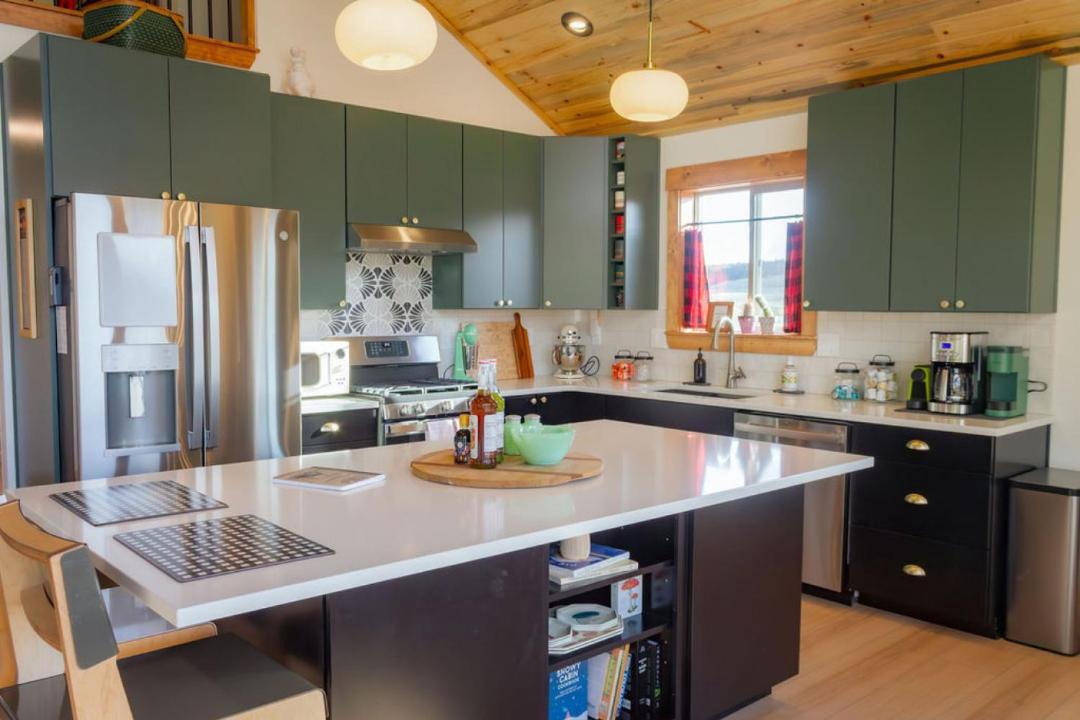 Photo of Kitchen in Indian Mountain