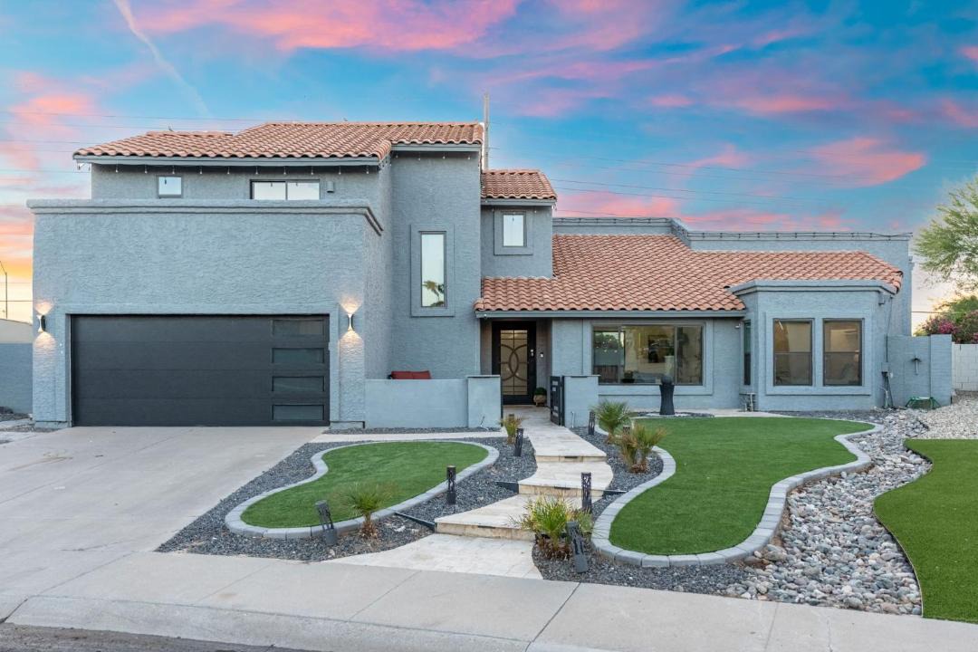 Photo of Others in Paradise Valley Village
