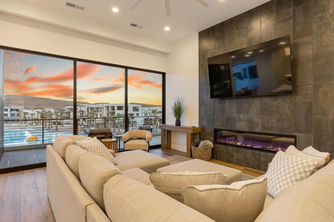 Photo of Livingroom in St. George