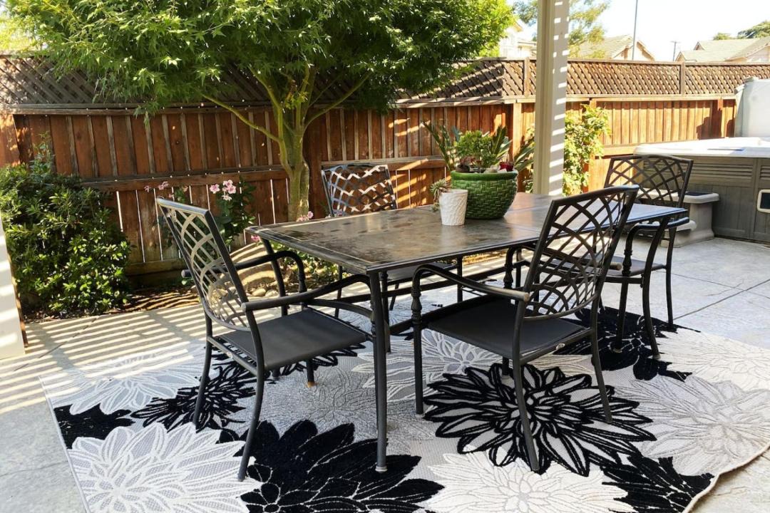Photo of Patio Balcony in Raisin