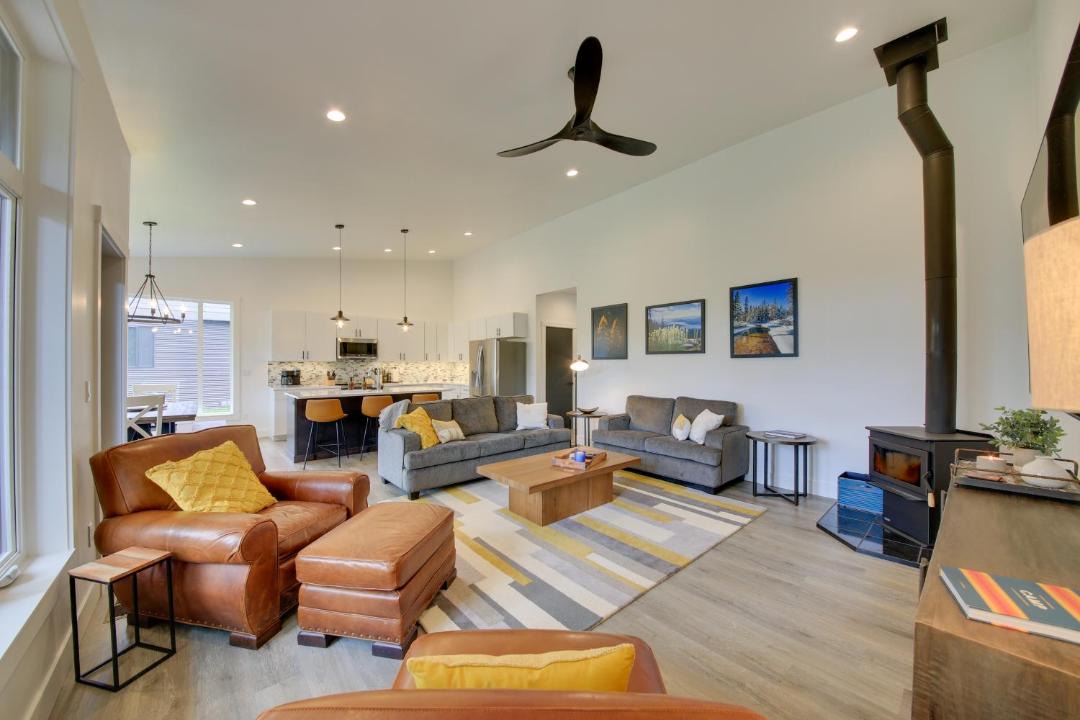Photo of Livingroom in Priest River