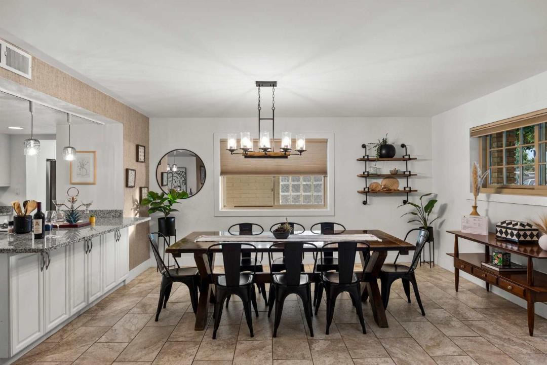 Photo of Kitchen in Paradise Plaza
