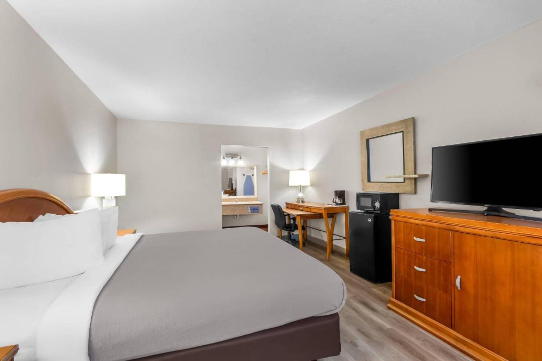 Photo of Bedroom in Lake Havasu City