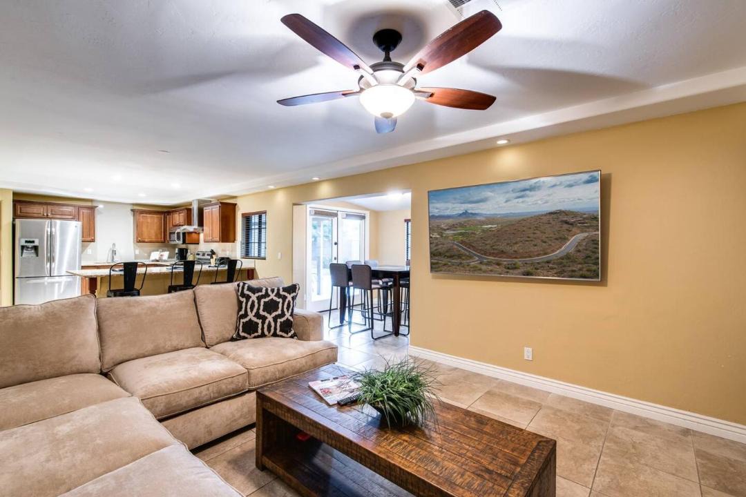 Photo of Others in New Papago Parkway