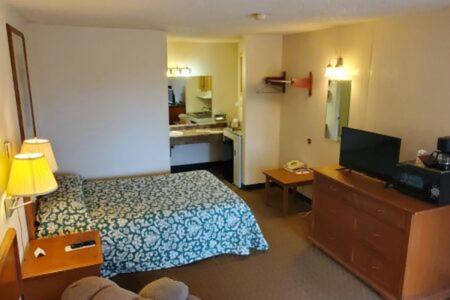 Photo of Bedroom in Glendive