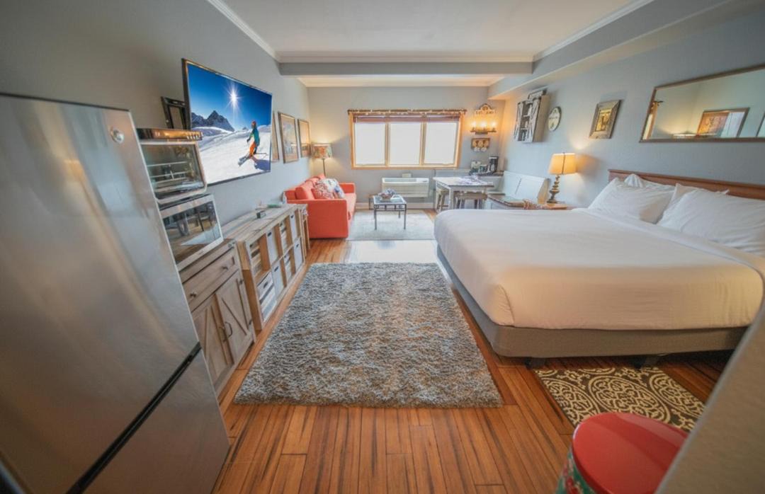 Photo of Bedroom in Mountain House