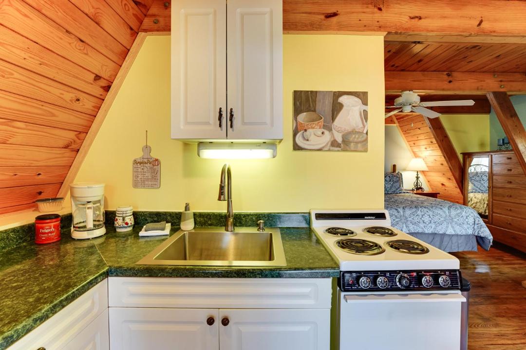 Photo of Kitchen in Eureka Springs
