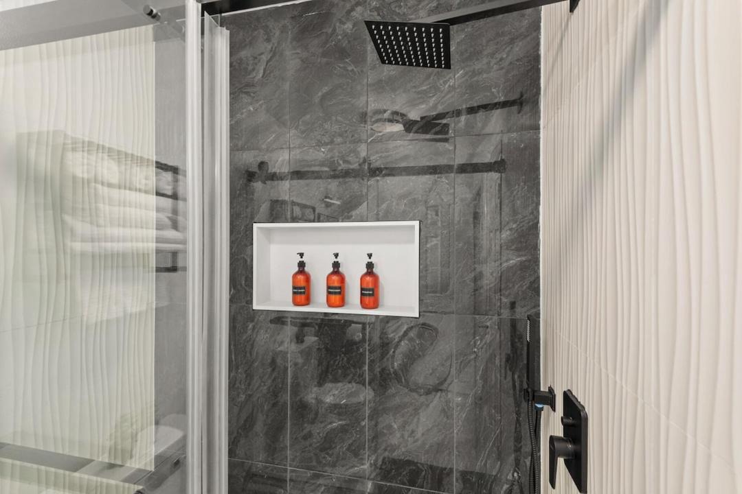 Photo of Bathroom in Lamar Heights Area
