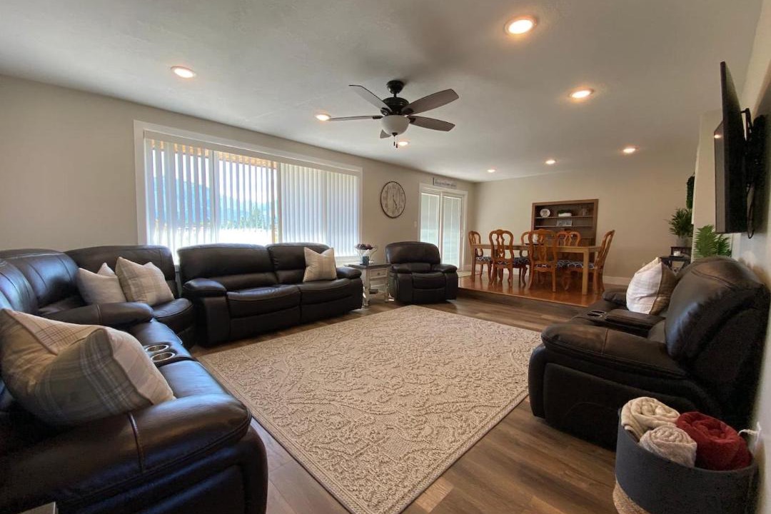 Photo of Livingroom in Hamilton