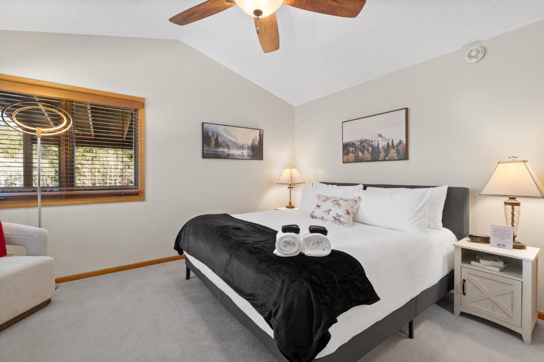Photo of Bedroom in Custer