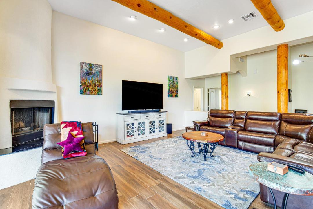 Photo of Livingroom in Gold Canyon