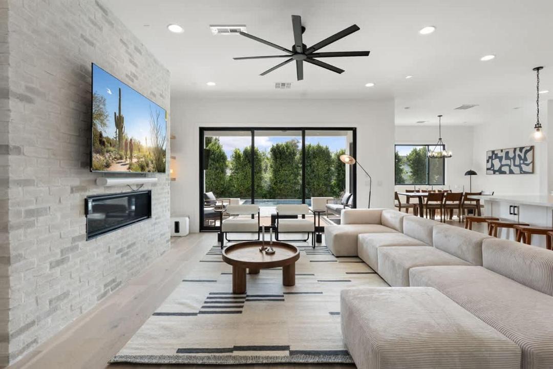 Photo of Livingroom in Arcadia Lite
