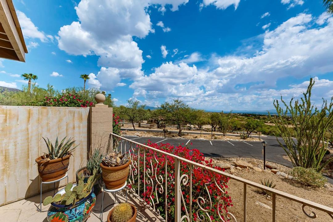 Photo of Patio Balcony in Mission Hills Townhomes