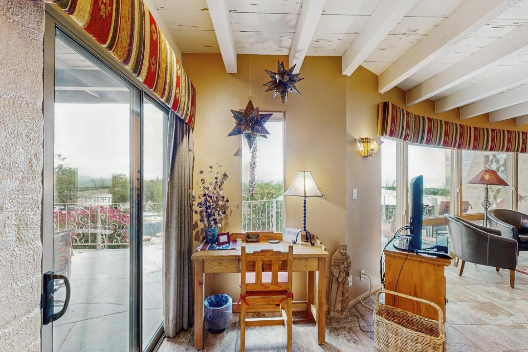 Photo of Patio Balcony in Mission Hills Townhomes