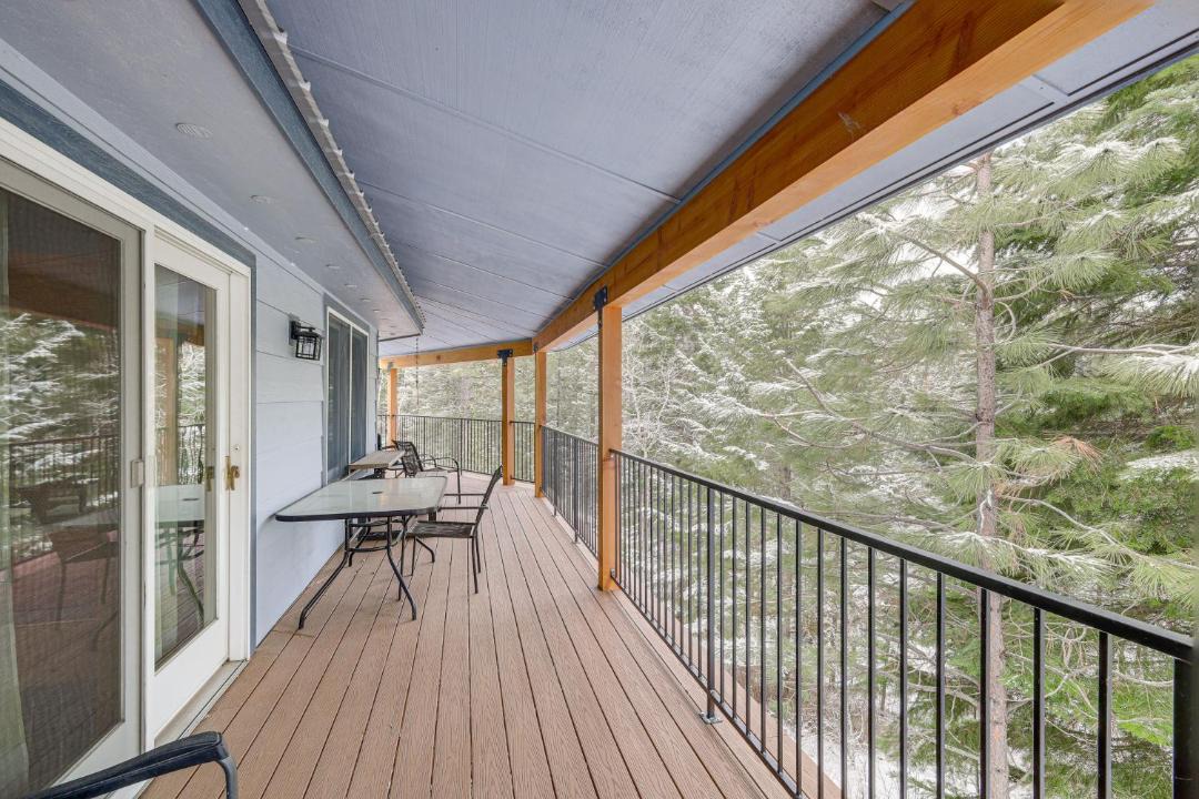 Photo of Patio Balcony in Cascade
