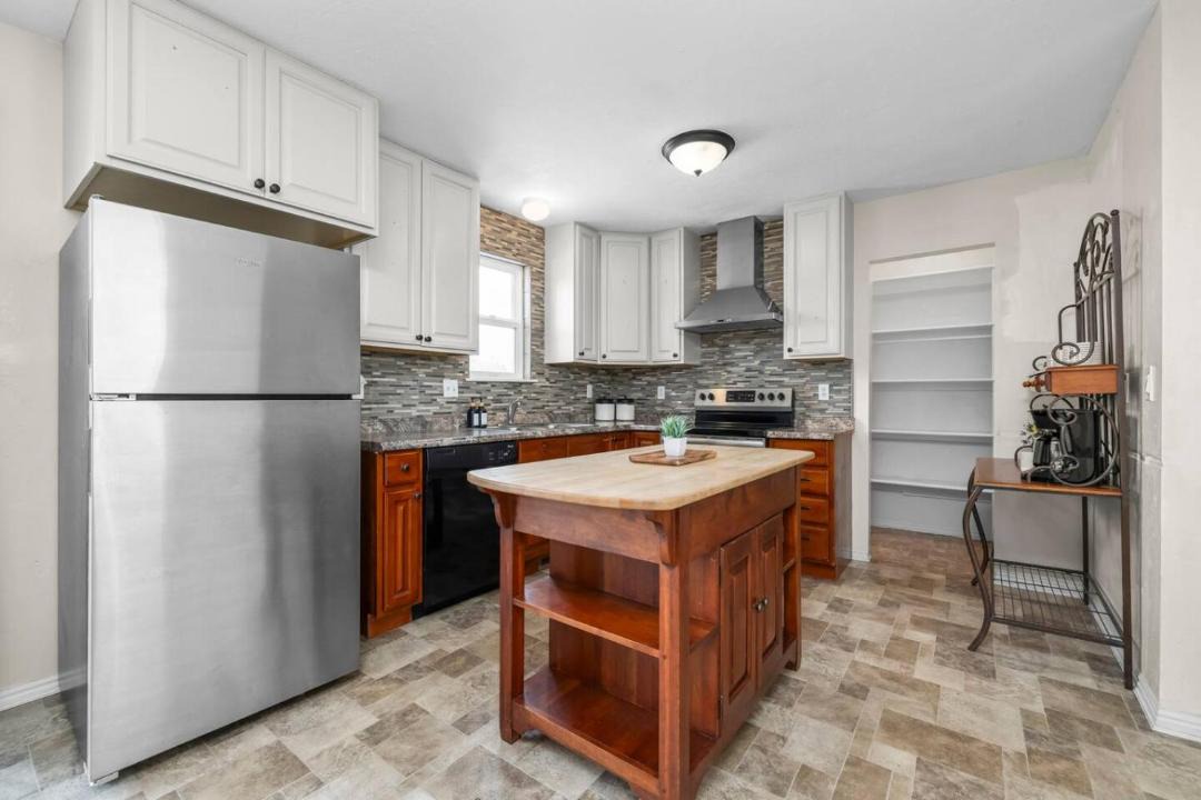 Photo of Kitchen in Lakeview