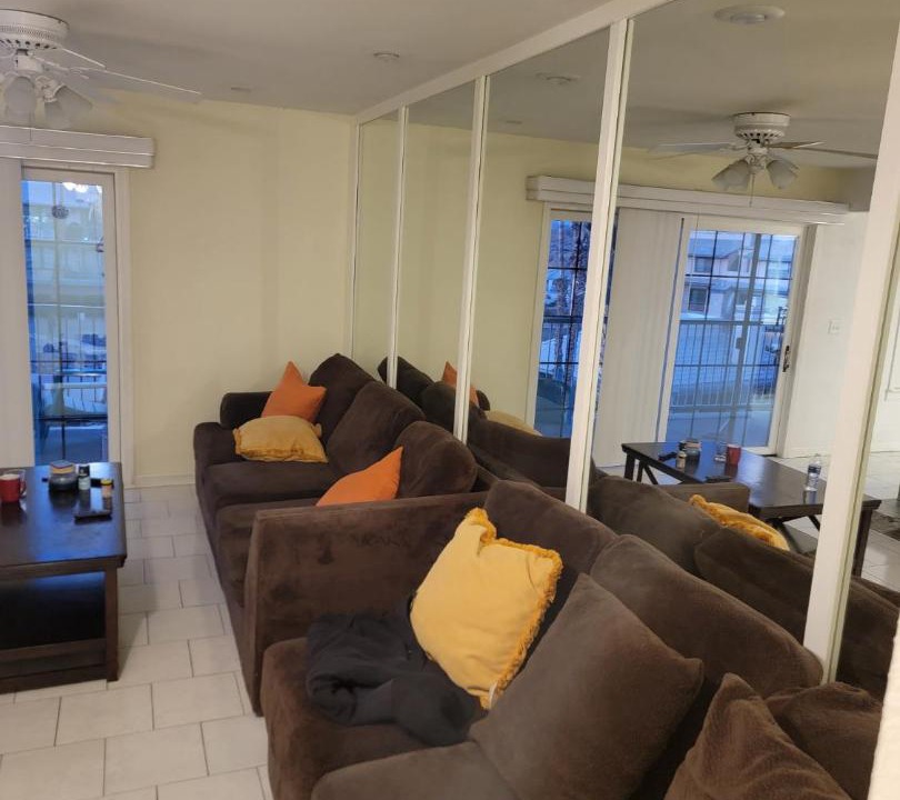 Photo of Livingroom in Bullhead City
