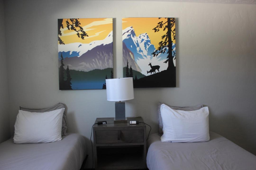 Photo of Bedroom in Cascade