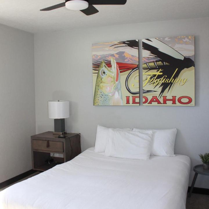 Photo of Bedroom in Cascade