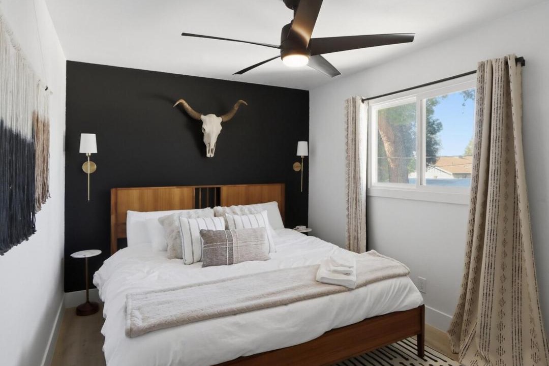 Photo of Bedroom in Scottsdale Highlands Estates