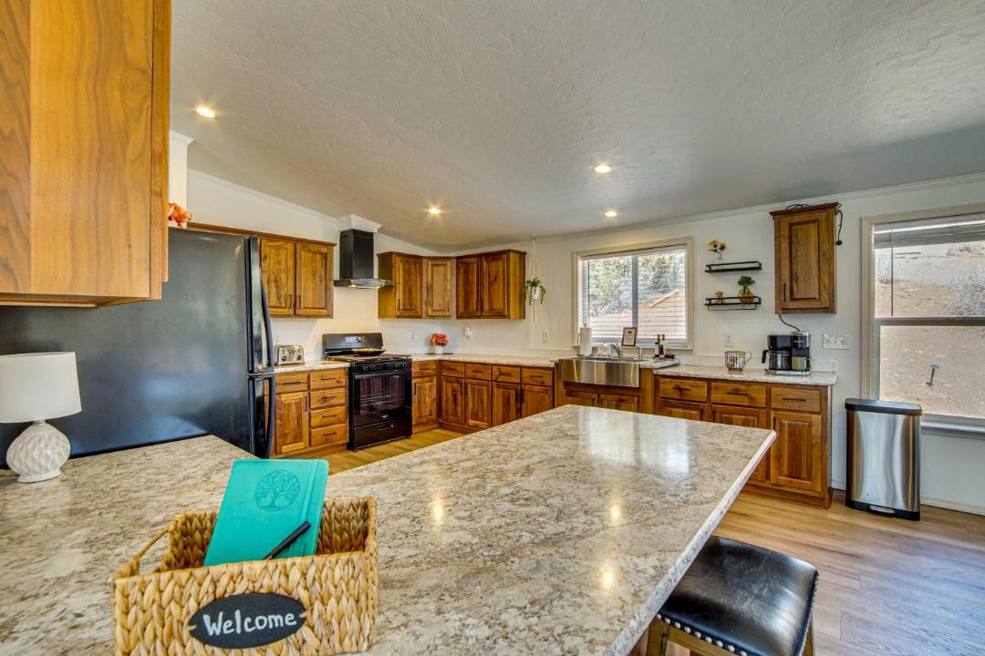 Photo of Kitchen in Mammoth Creek