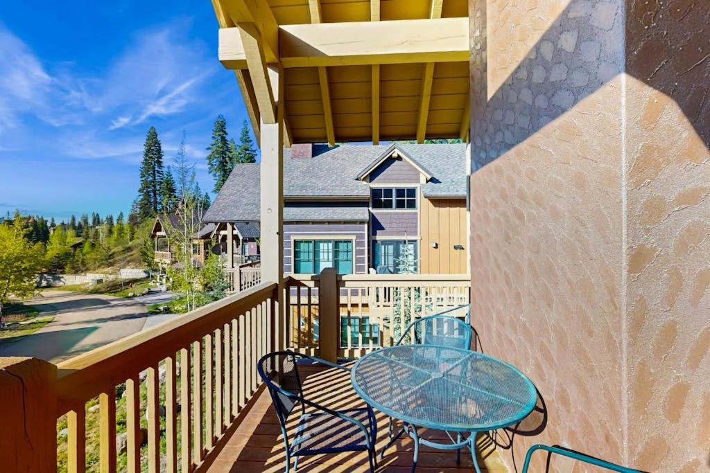 Photo of Patio Balcony in Tamarack Resort