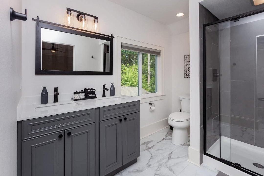 Photo of Bathroom in Ames