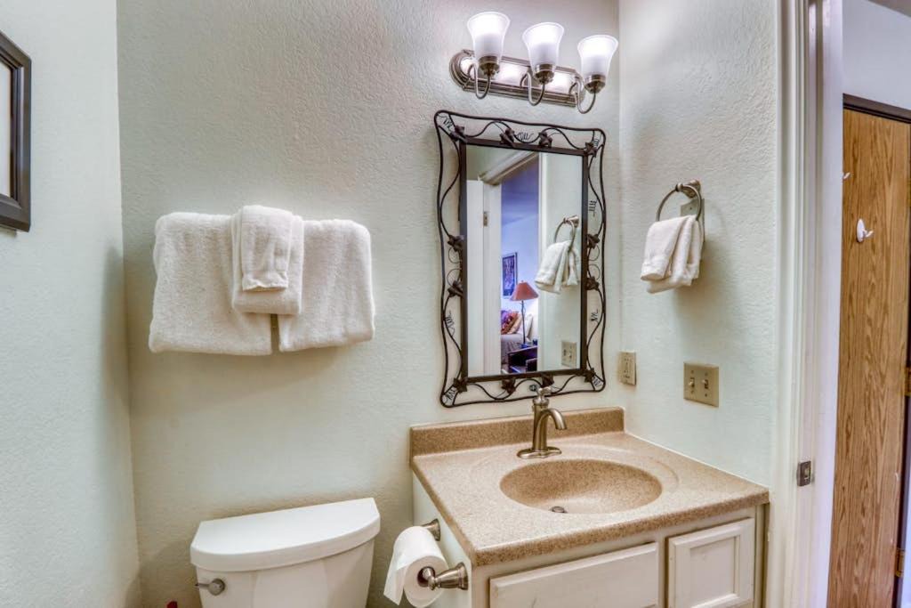 Photo of Bathroom in North Park City
