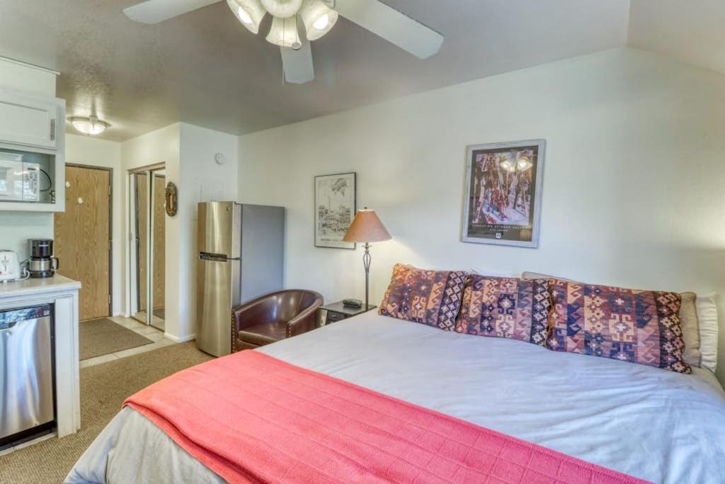 Photo of Bedroom in North Park City