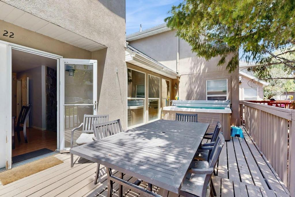 Photo of Patio Balcony in Cottonwood Heights