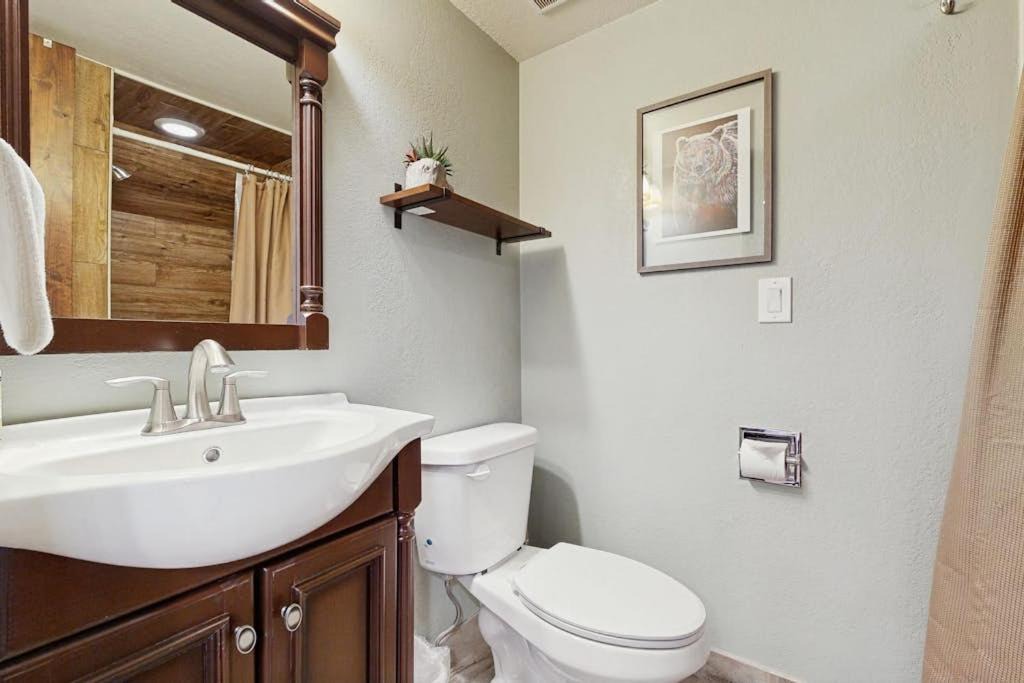 Photo of Bathroom in Park Meadows