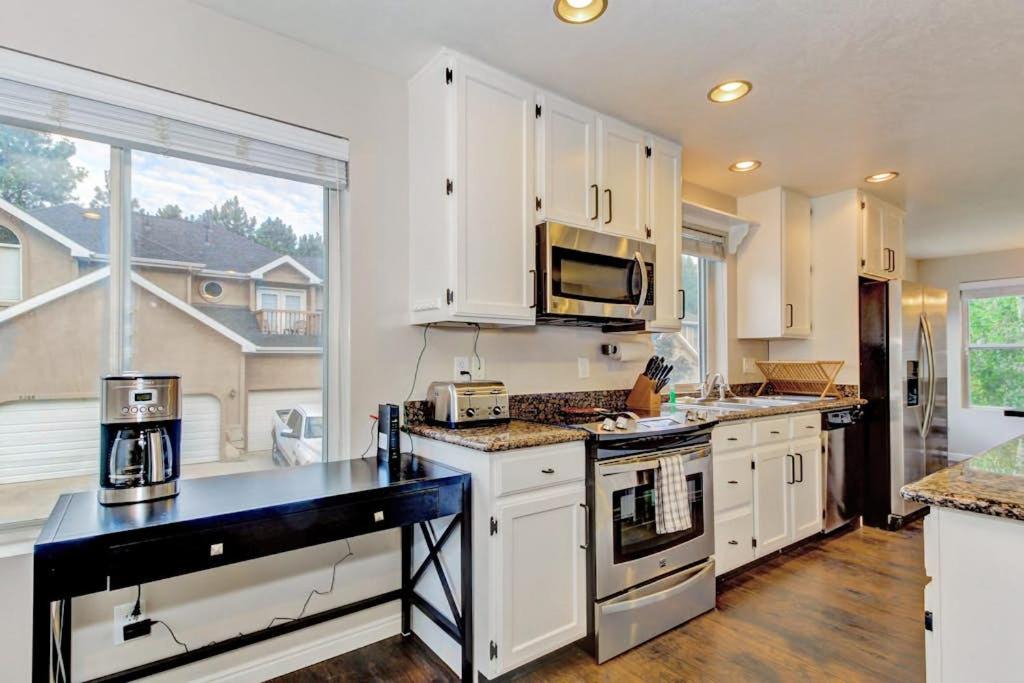 Photo of Kitchen in Cottonwood Heights