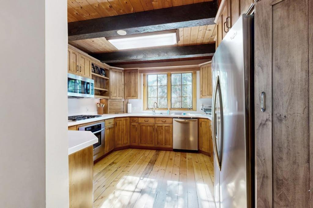 Photo of Kitchen in Salt Lake Mountain Resorts
